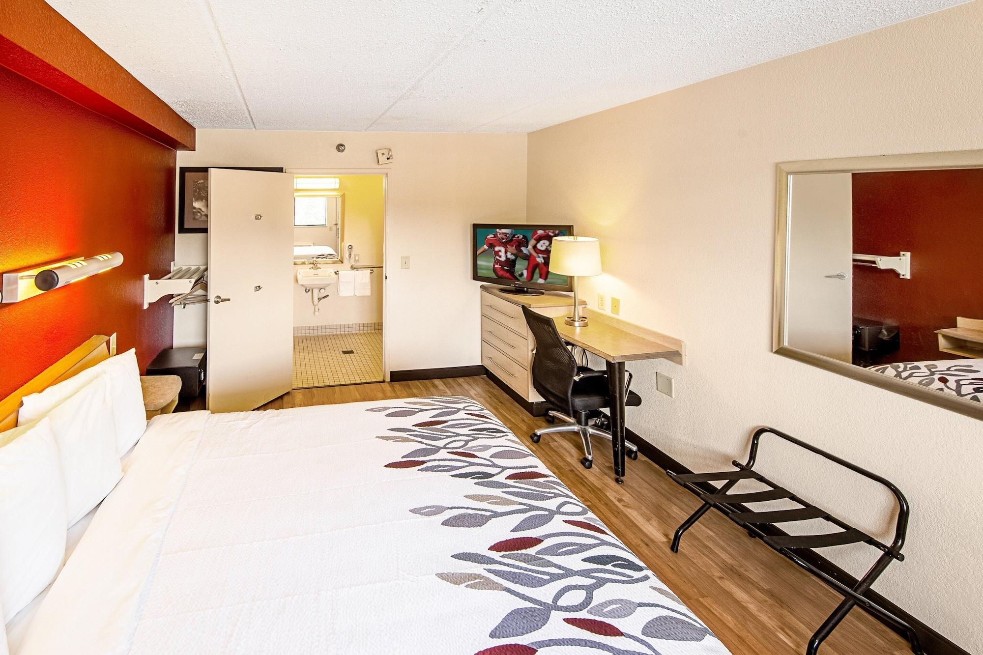 Red Roof Inn Utica Dış mekan fotoğraf
